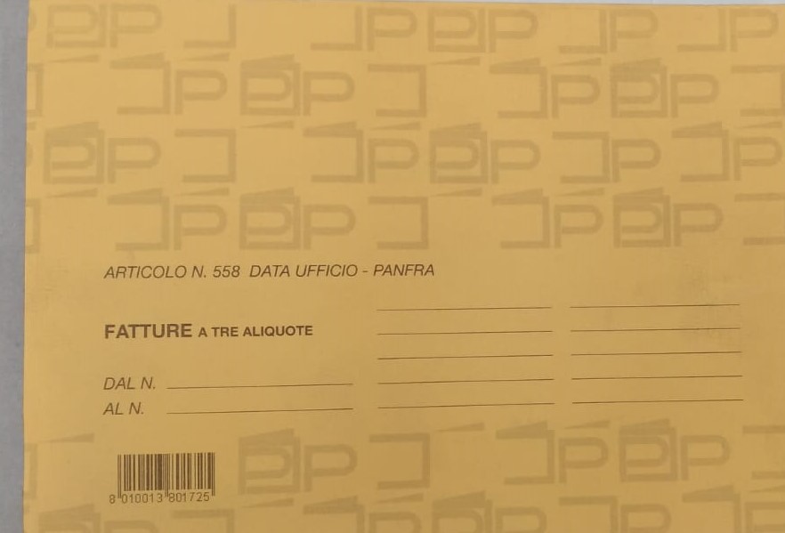 Blocco FATTURE A5 3 Aliquote 100 fogli (non autocopianti) - 21x15 cm.